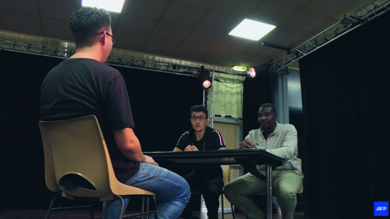 Le théâtre, tremplin vers l’emploi pour les migrants